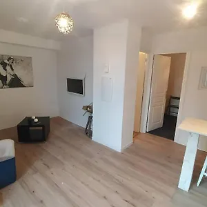 T2 Cosy Et Chaleureux - 40mn De Rennes Appartement